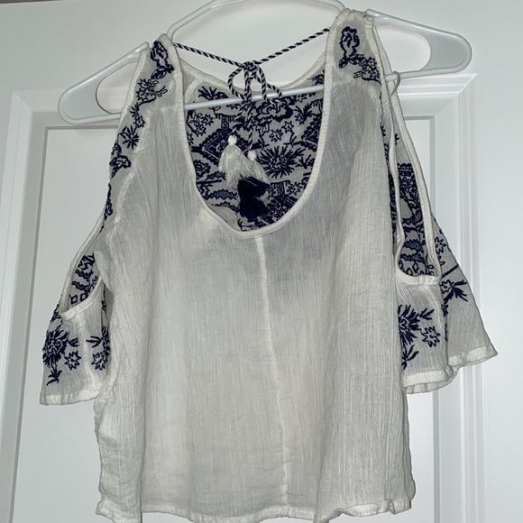 H&M COACHELLA official collection white with blue accents shirt. Size 6. - Picture 4 of 5